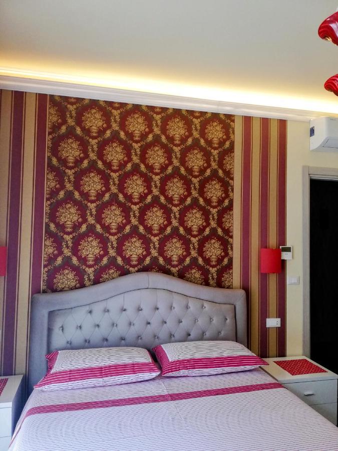 La Casa Di Sonia Hotel Savona Buitenkant foto