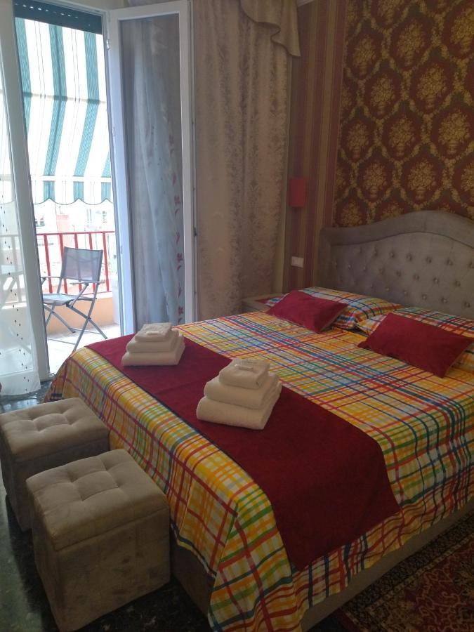 La Casa Di Sonia Hotel Savona Buitenkant foto