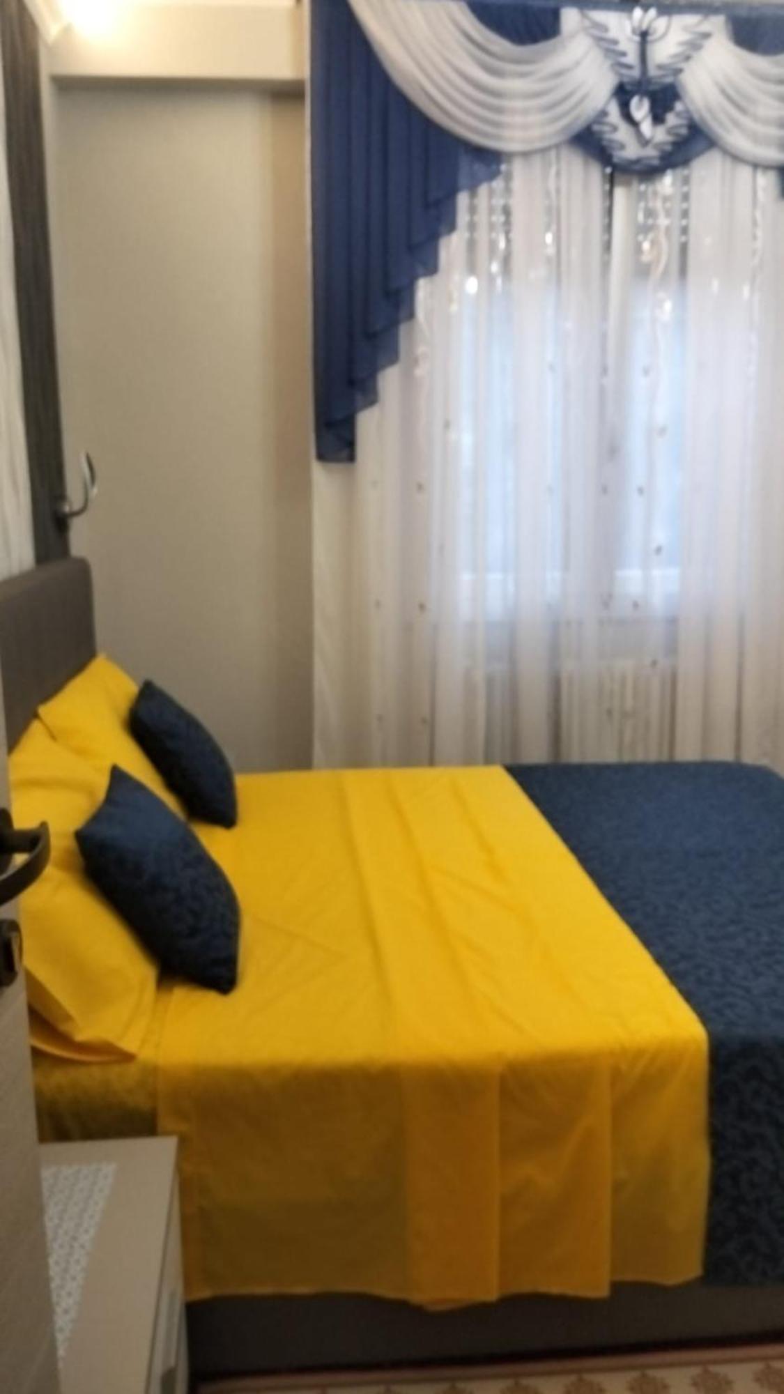 La Casa Di Sonia Hotel Savona Buitenkant foto