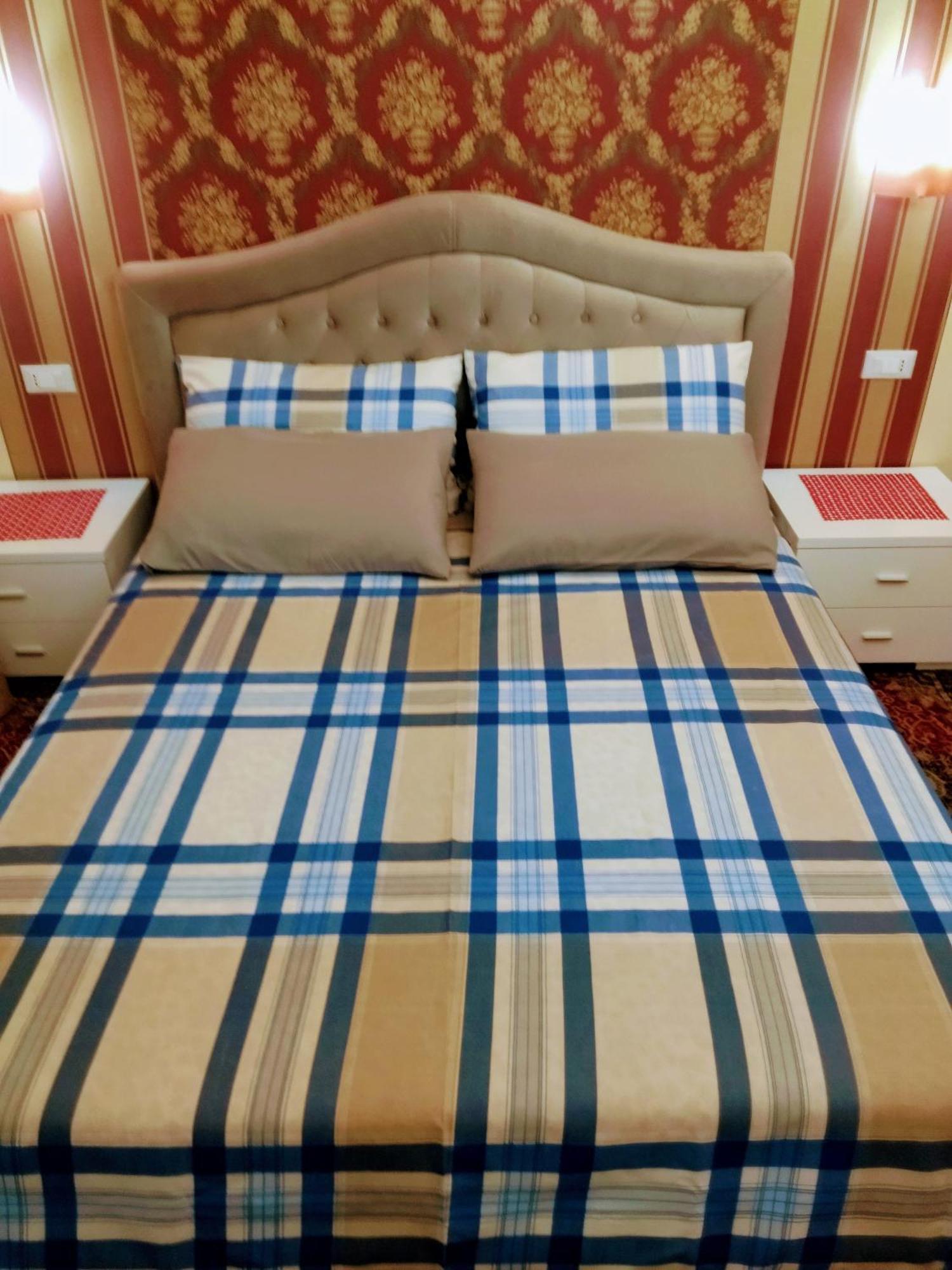 La Casa Di Sonia Hotel Savona Buitenkant foto