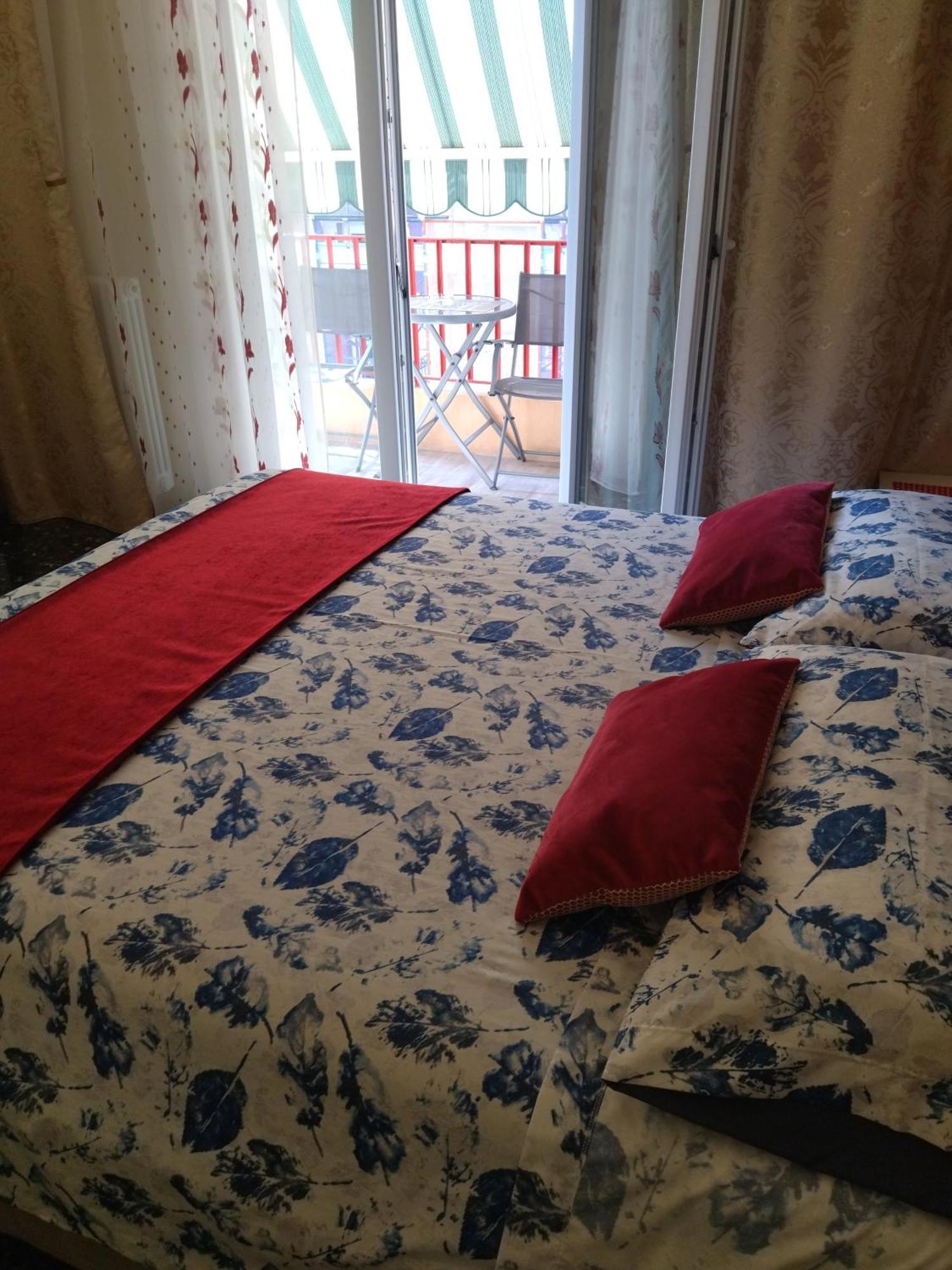 La Casa Di Sonia Hotel Savona Buitenkant foto